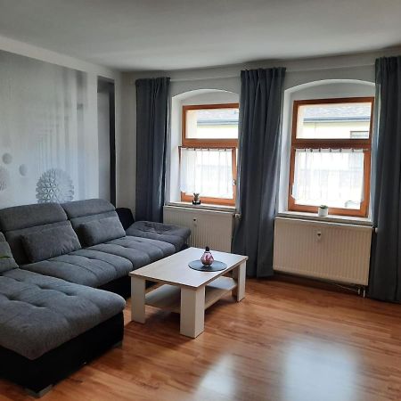 Neu! Geschmackvolle Fewo Lengenfeld Lengenfeld  Zewnętrze zdjęcie