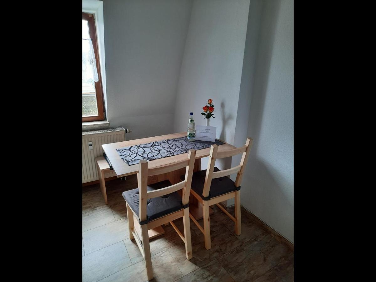 Neu! Geschmackvolle Fewo Lengenfeld Lengenfeld  Zewnętrze zdjęcie